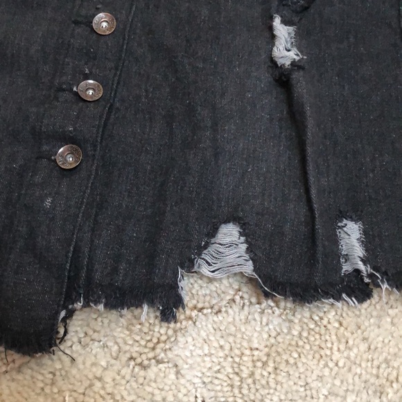 Black denim skirt - Picture 6 of 8